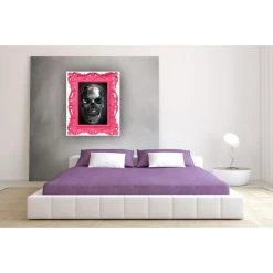 DECLIKTABLEAU Tableau Baroque Tête De Mort Rose L.55 X H.80 Cm -Dekliktableau Magasin tableaux rocknroll rosenoir tableaux design 13363 1140x1140 1